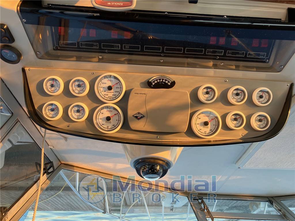 Boston whaler 27 full cabin