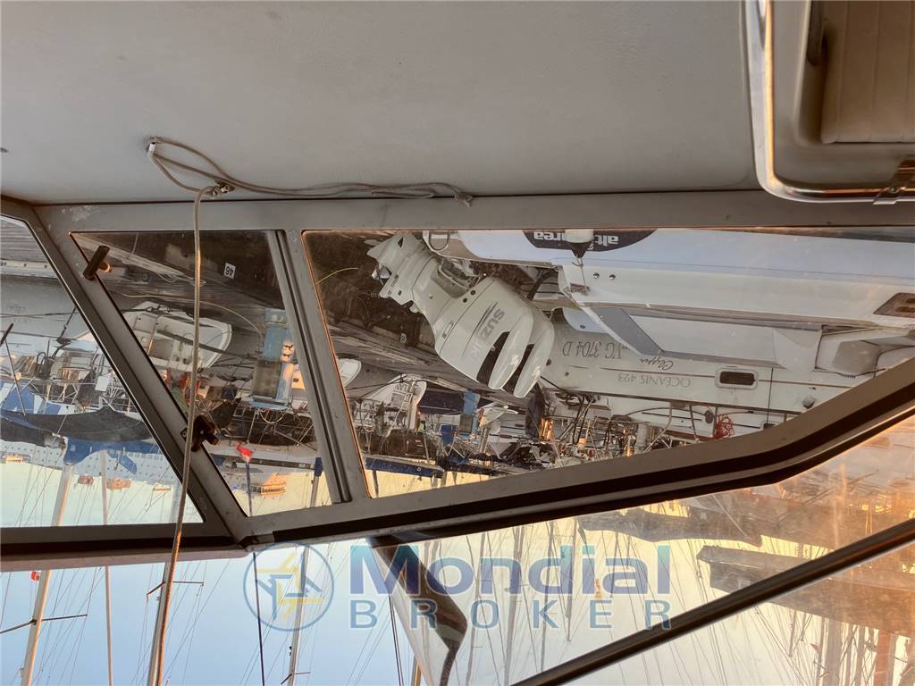 Boston whaler 27 full cabin