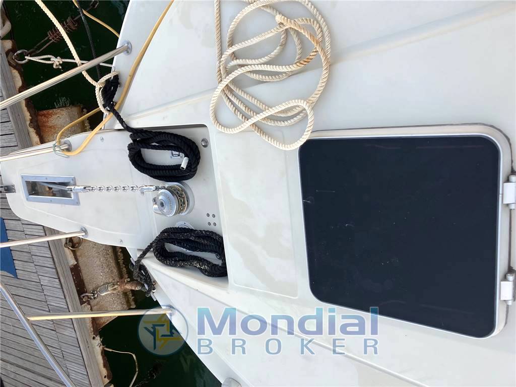 Boston whaler 27 full cabin
