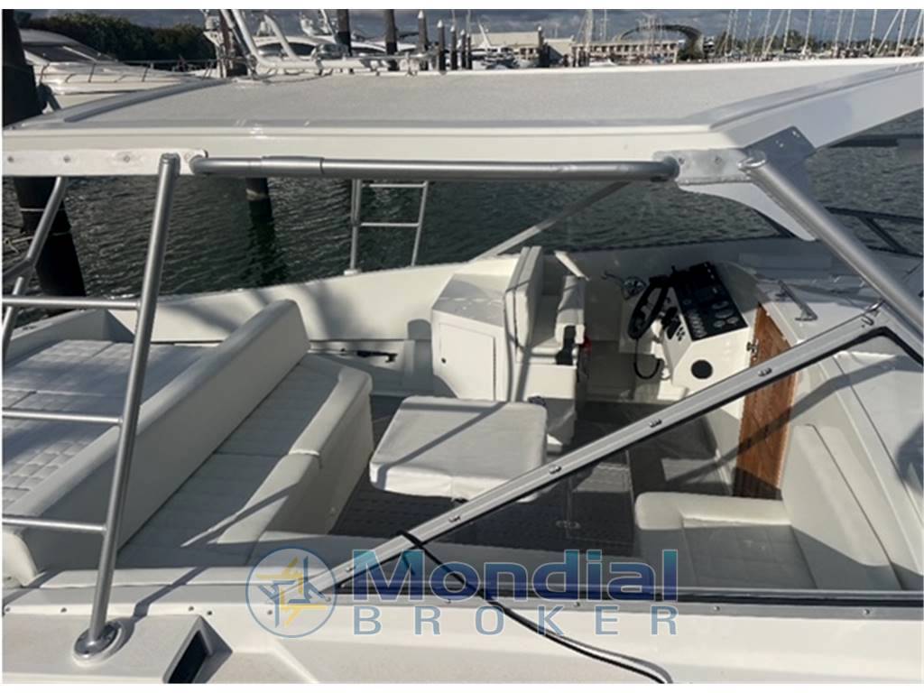 Magnum marine 35 hard top