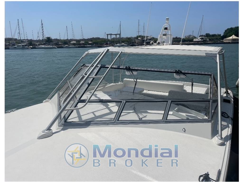 Magnum marine 35 hard top