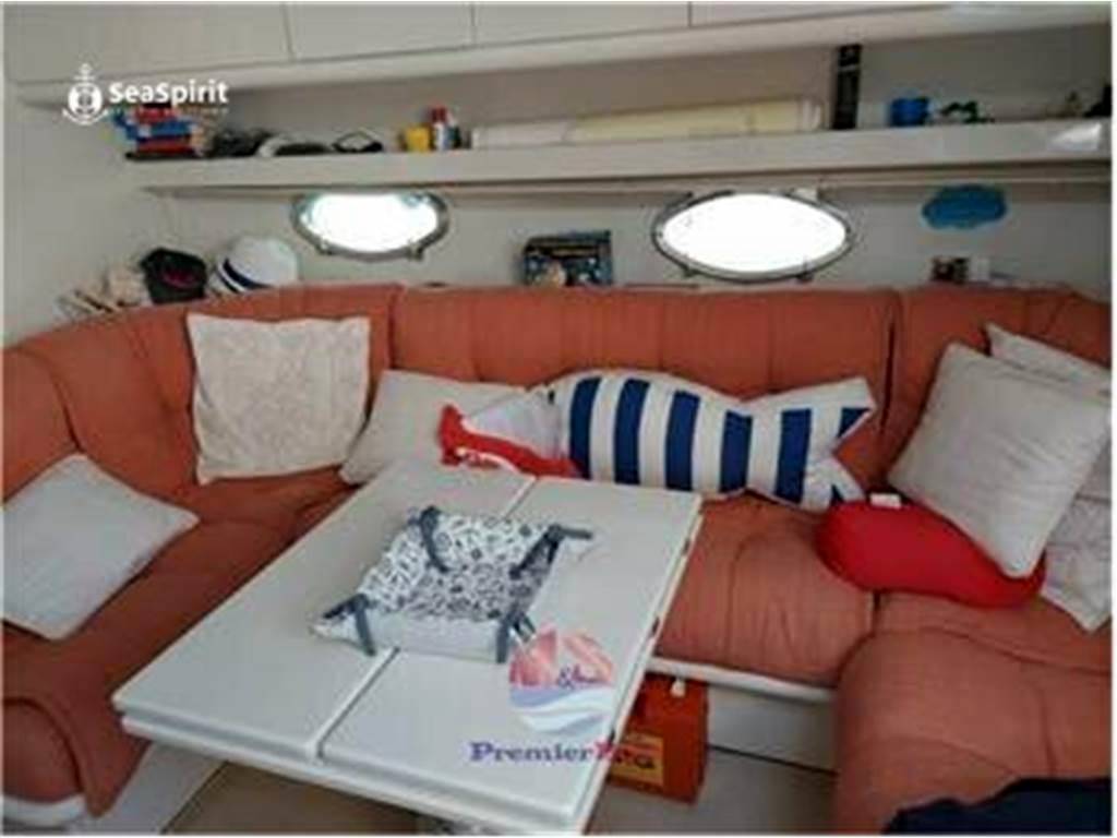 Pershing 40