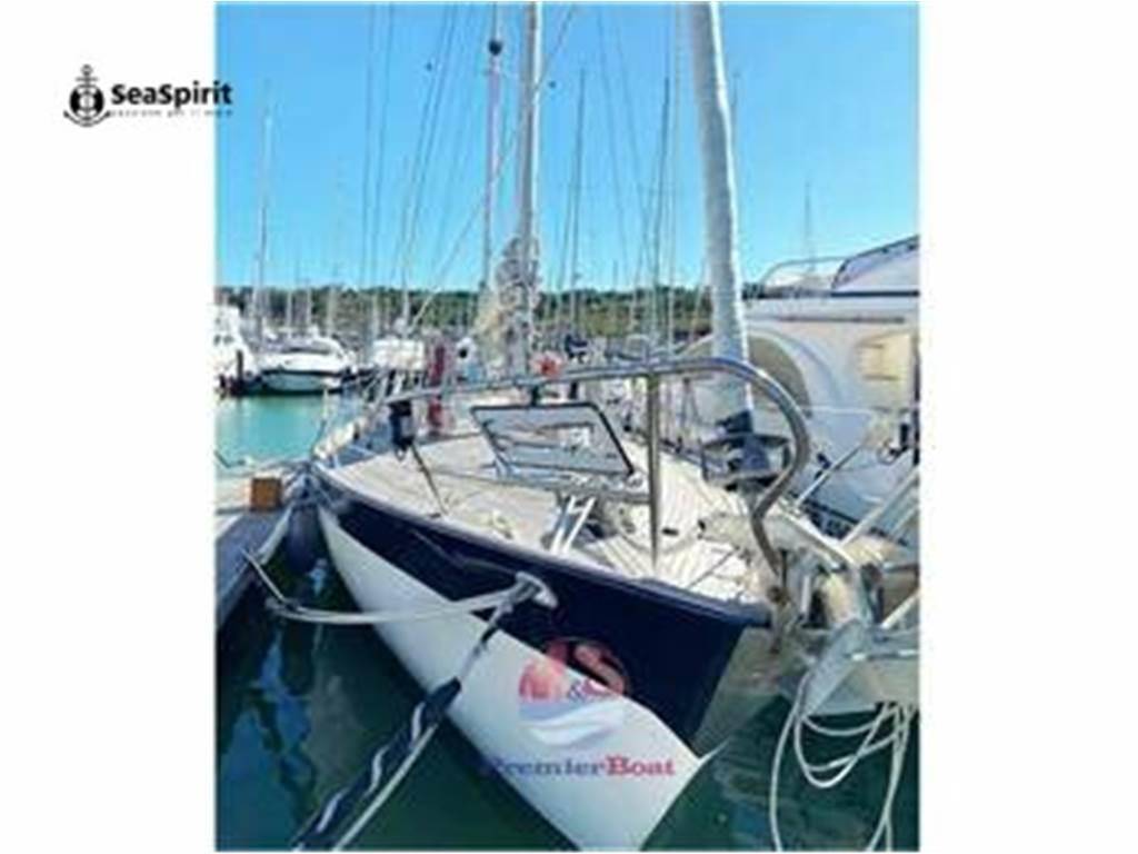 Wauquiez Amphitrite 43 ketch