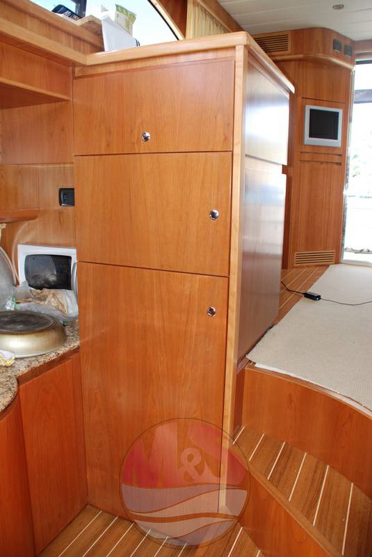 Cayman yachts Cayman 42 fly
