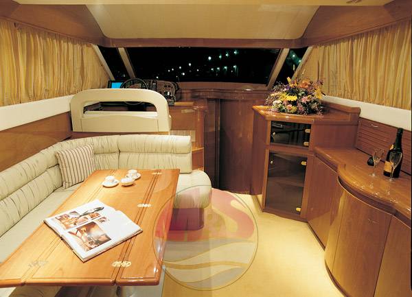 Cayman yachts Cayman 42 fly