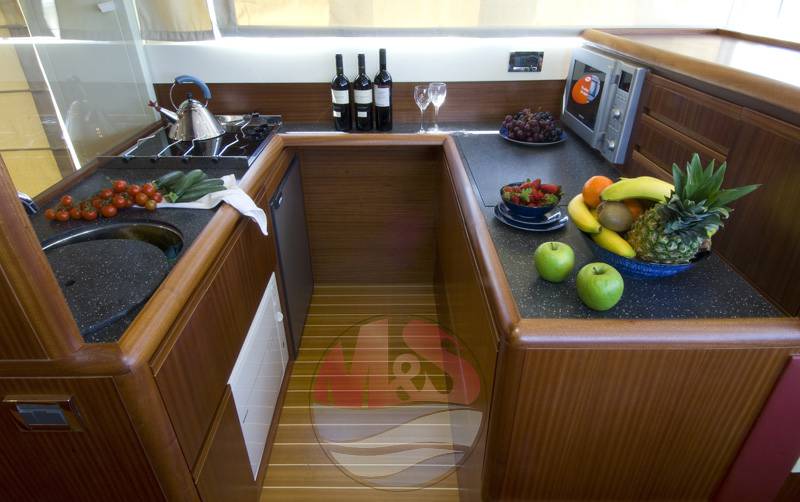Cantieri estensi Maine 530 fly