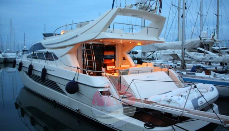 Riva Dolcevita 21