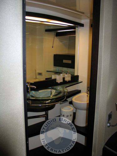 Azimut 68 s