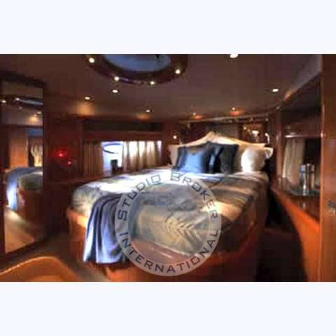 Sunseeker Predator 72
