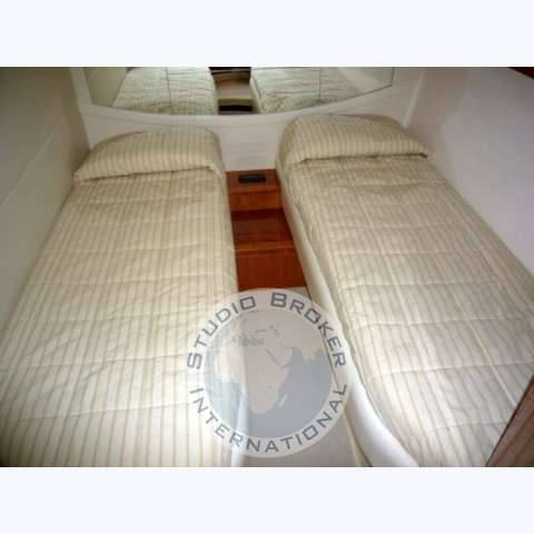 Pershing 46