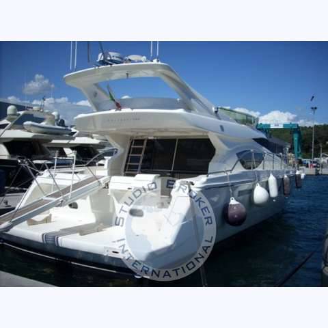 Ferretti 550