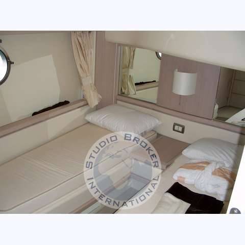 Azimut 62 fly