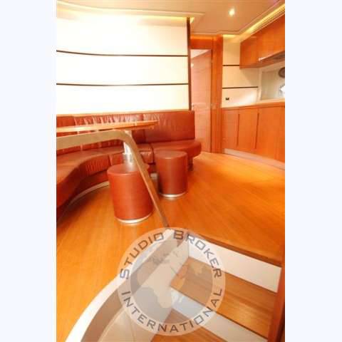 Pershing 62
