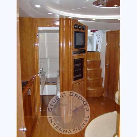 Pershing 54