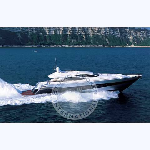 Pershing 90