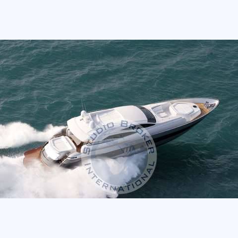 Pershing 90