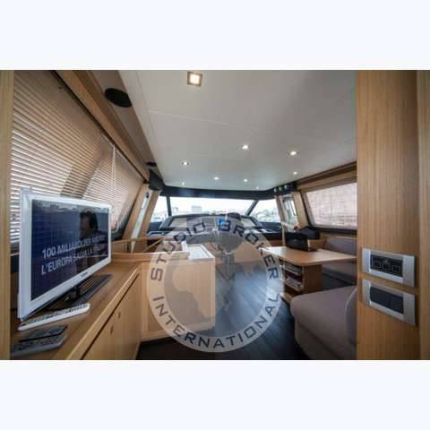 Ferretti Navetta 26