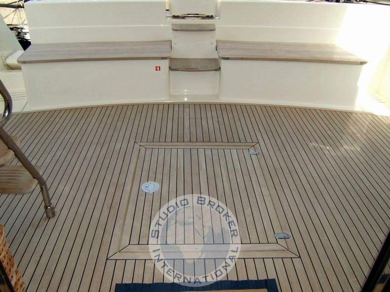 Ferretti 620