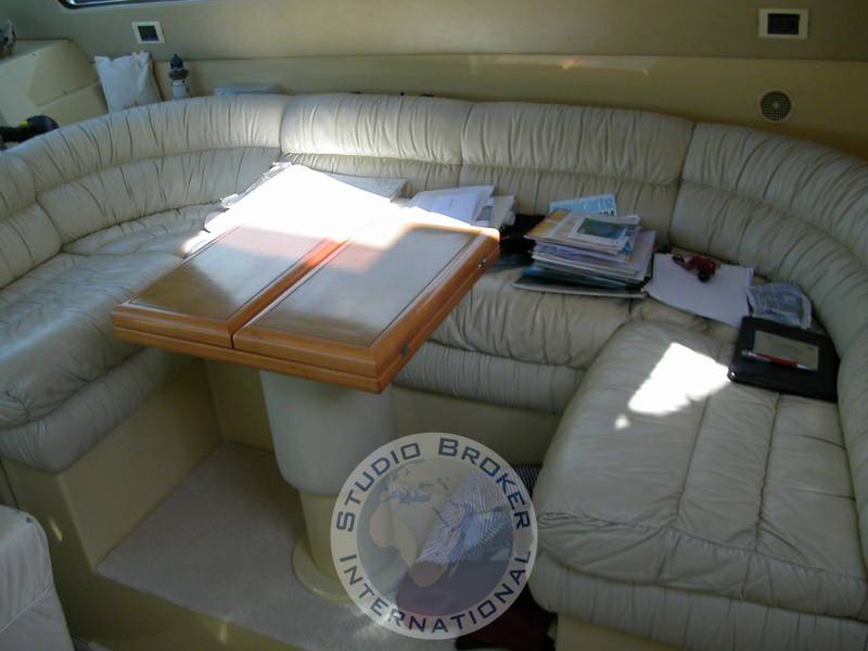 Ferretti 54