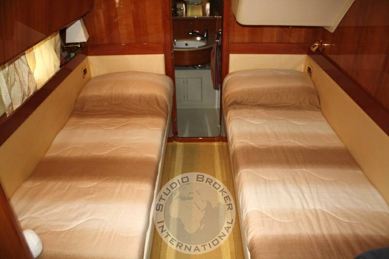 Hudson ricci 54