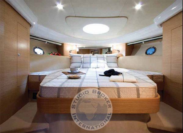 Cranchi Mediterranee 43 open