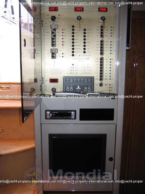 Cranchi 47