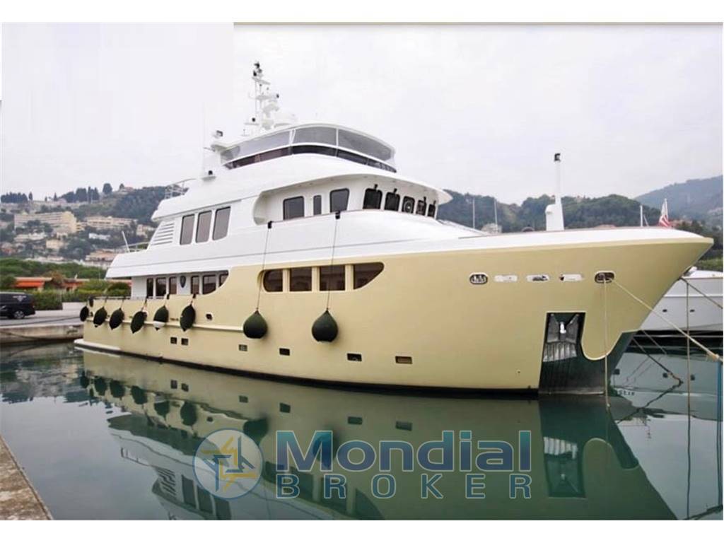 Bandido Explorer trawler jade 90