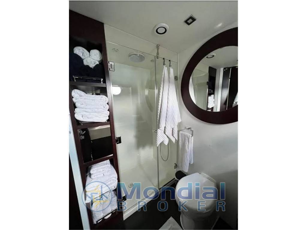 Sunseeker 68 sport predator Sport predator