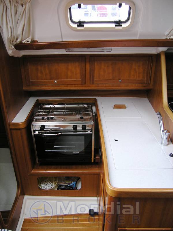 Comar yachts Comet 33