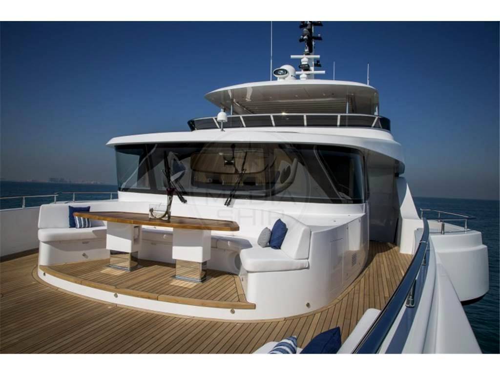Gulf craft Majesty 140