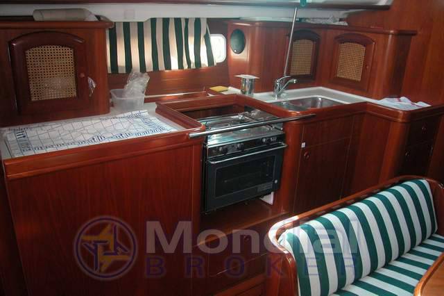 Beneteau Oceanis 411