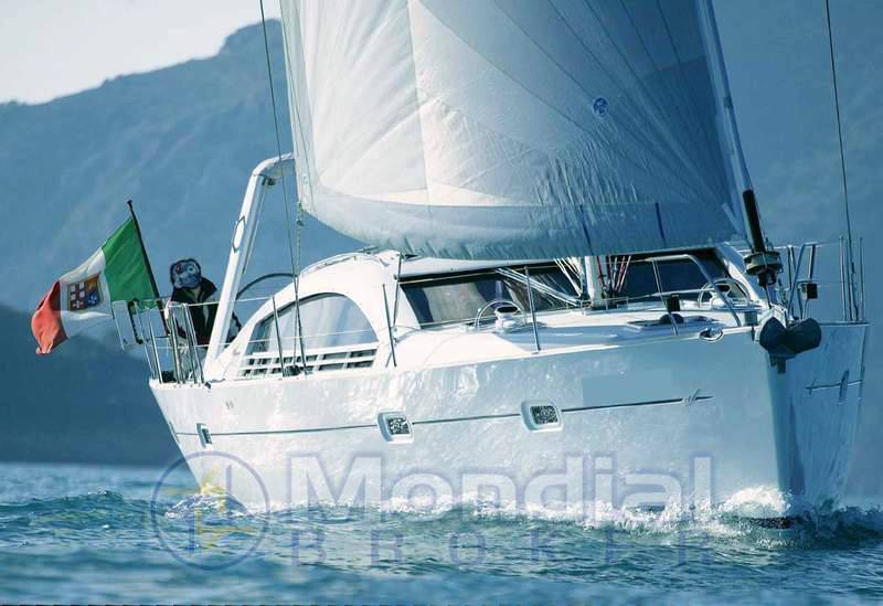 Wauquiez 47 pilot saloon