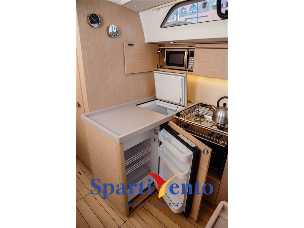 Beneteau Oceanis 51.1