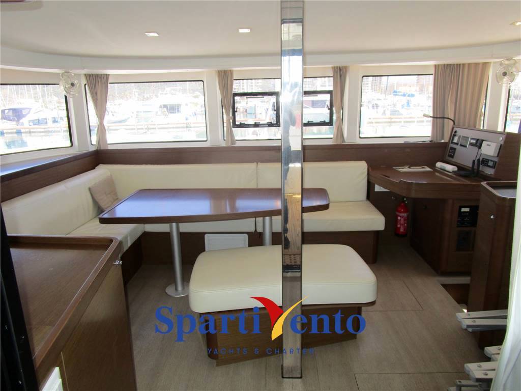 Lagoon 42