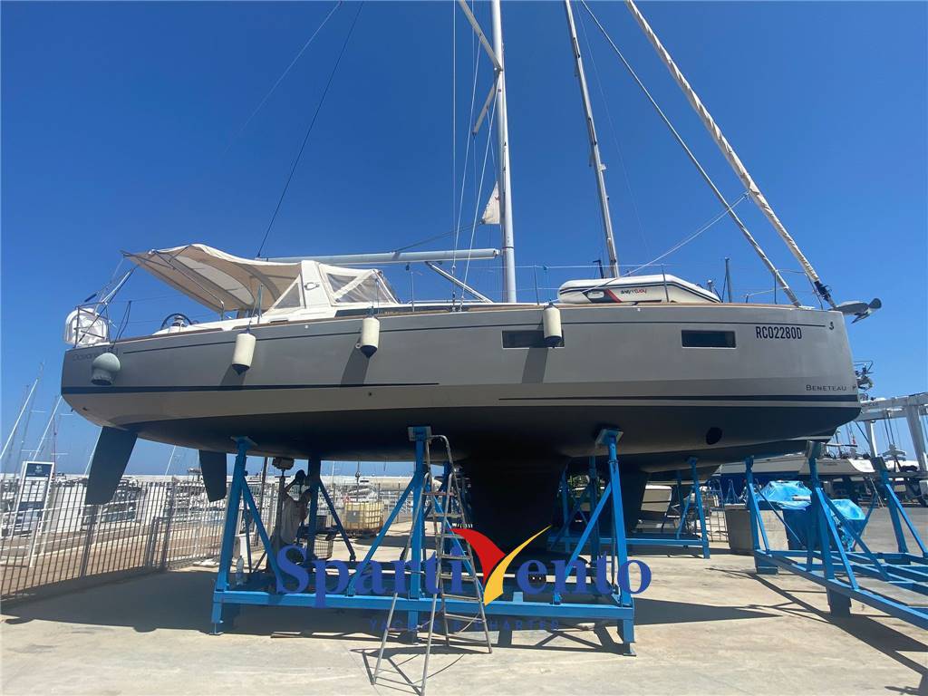 Beneteau Oceanis 38.1