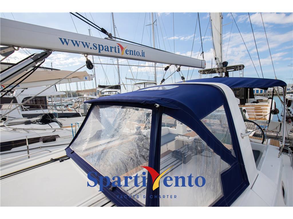 Beneteau Oceanis 38.1