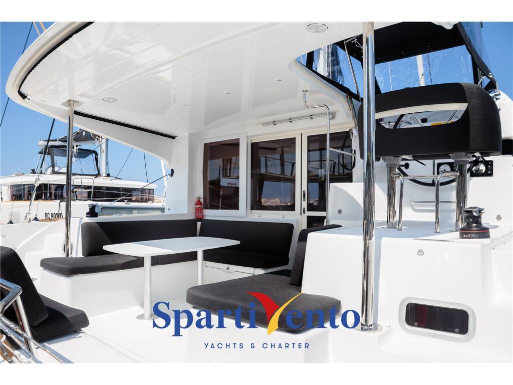 Lagoon 40
