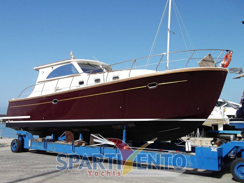 Cantieri estensi Goldstar 440