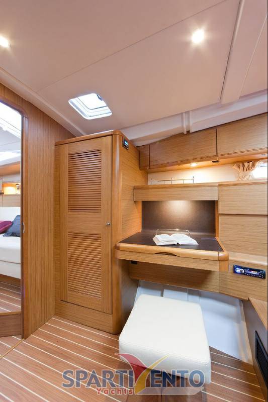 Jeanneau Yacht 53