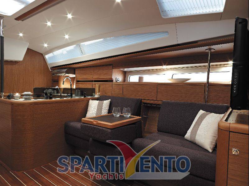 Jeanneau Yacht 57
