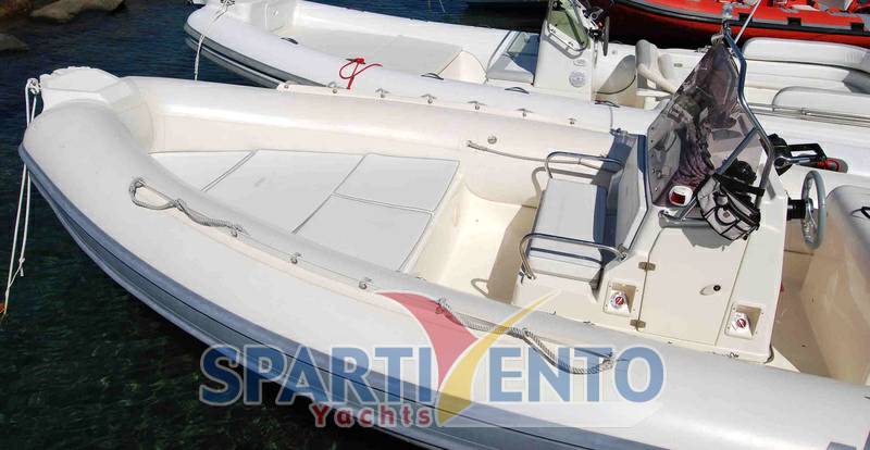 Joker boat Clubman 26'