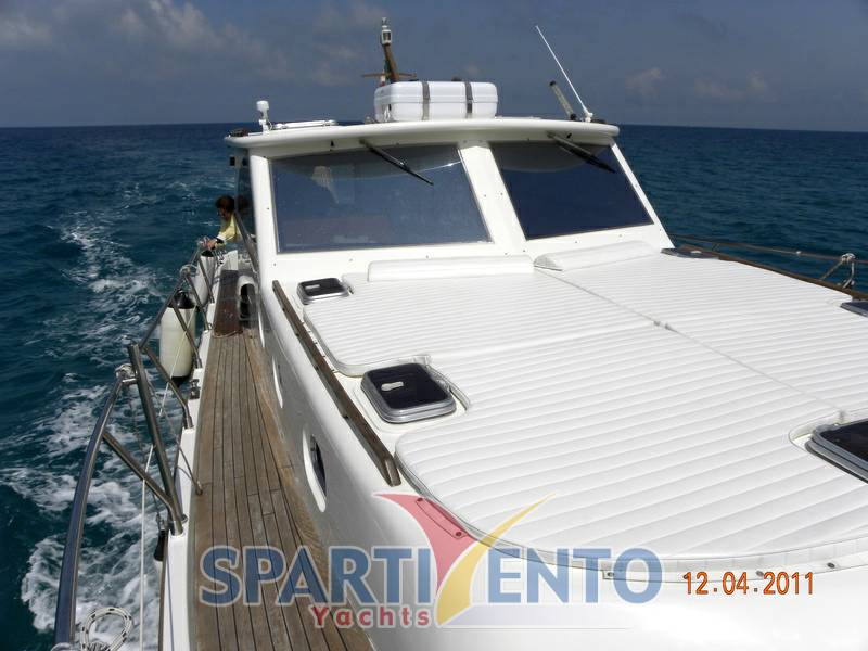 Cantieri estensi Goldstar 440