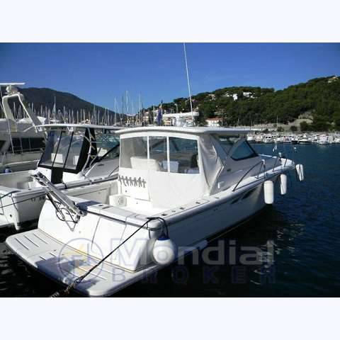 Tiara 38