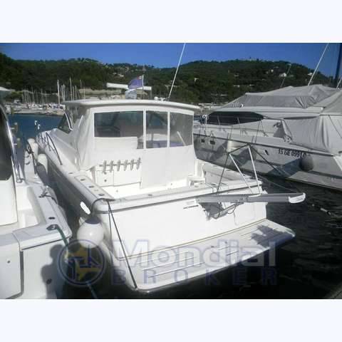 Tiara 38