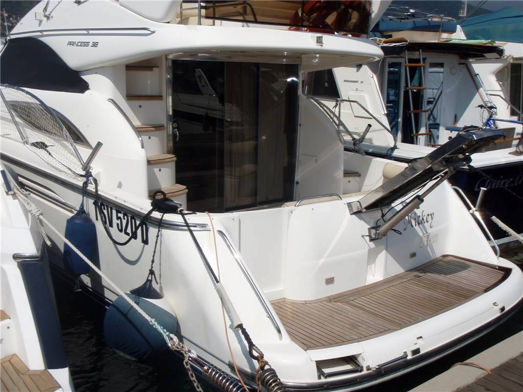 Princess 38