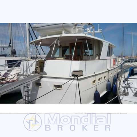 Hatteras 53 motoryacht