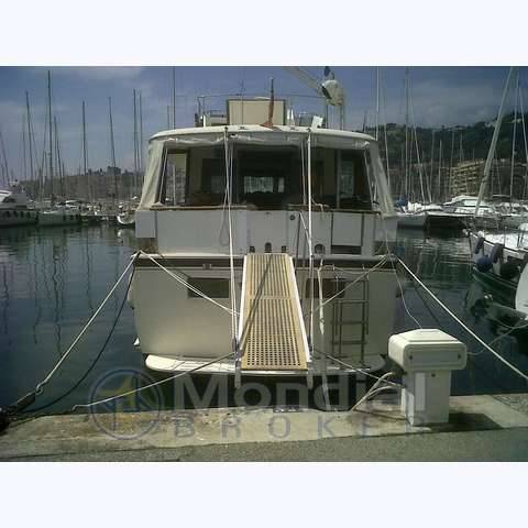 Hatteras 53 motoryacht