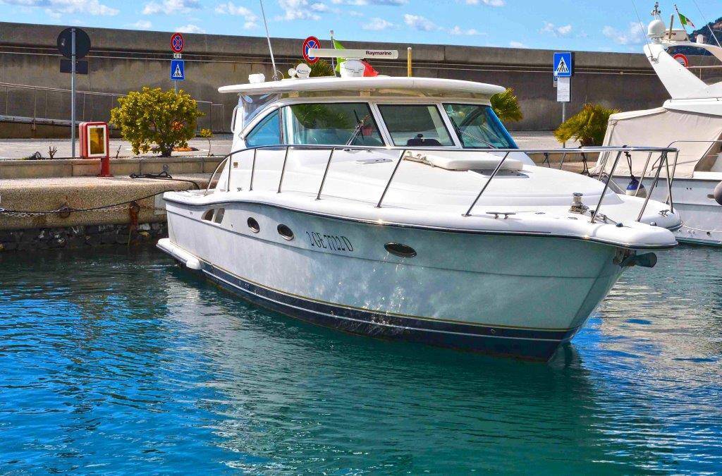 Tiara 3800