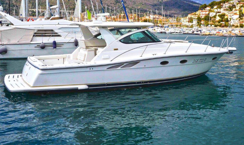 Tiara 3800