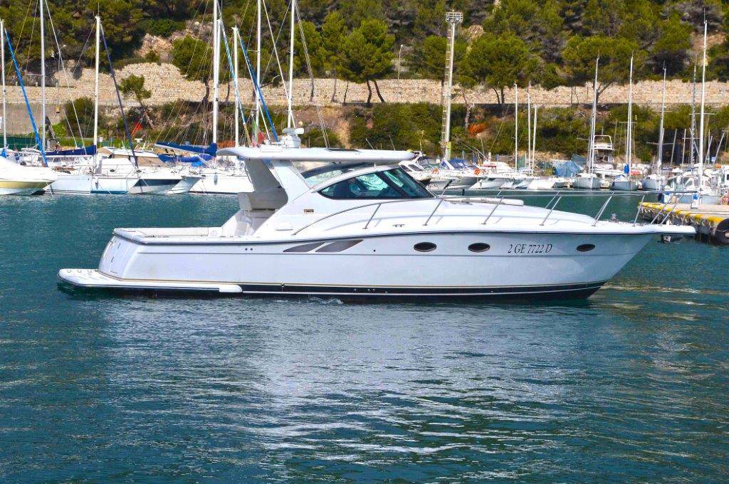 Tiara 3800